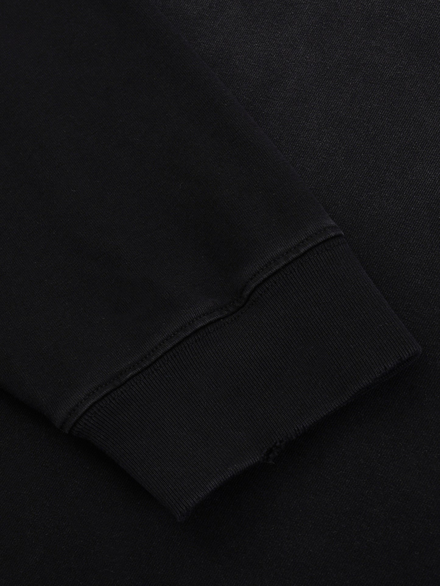 Gothic Skull Longsleeve Tee